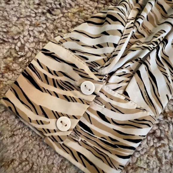 H&M Zebra Print Blouse - Picture 2 of 5